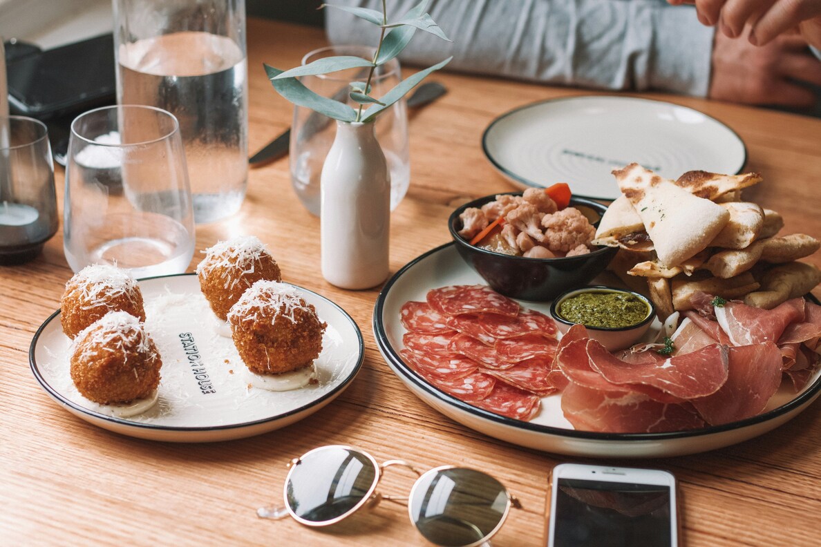 Dining in the main areas of Madrid